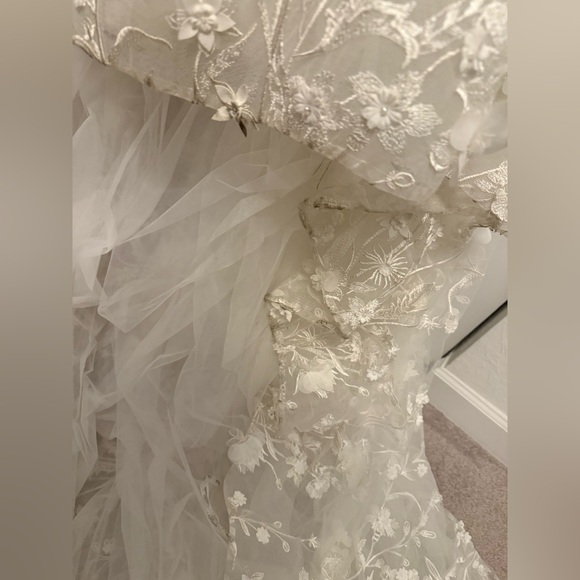 Calla Blanche wedding gown - Picture 14 of 17